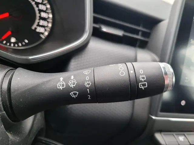 Renault Clio 1.0 2021 Benzine 30