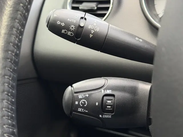 Peugeot 308 1.6 VTi Active 2012 Benzine 25