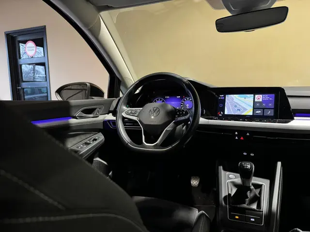 Volkswagen Golf 1.0 TSI Life Business 2023 Benzine 10