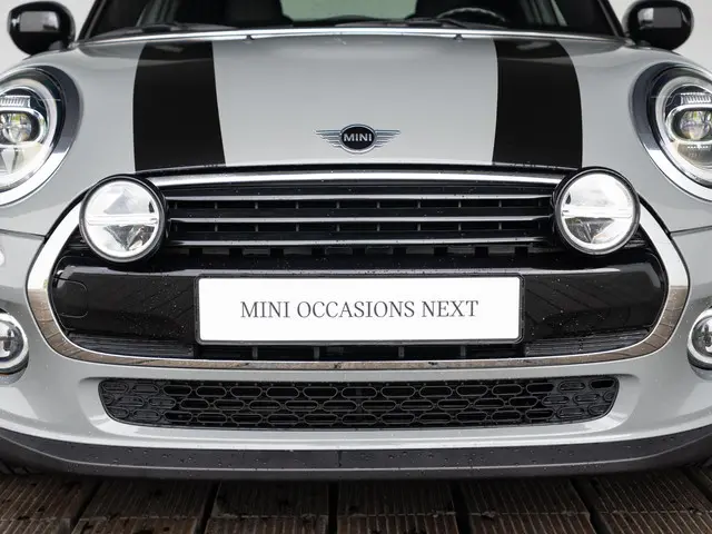 MINI 5-Deurs Cooper Aut. 2020 Benzine 37