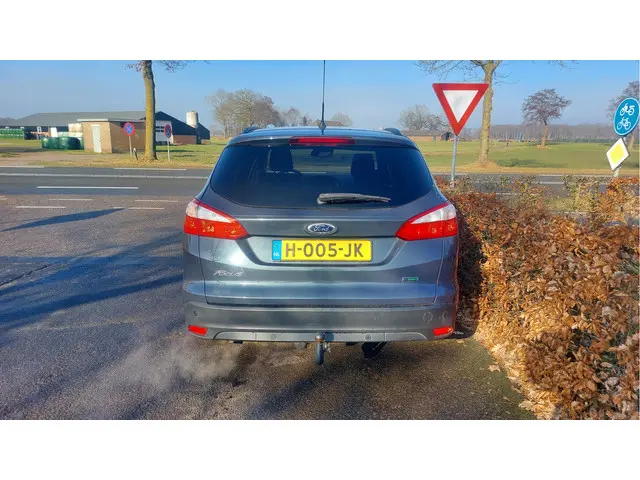 Ford Focus Wagon 1.0 EcoBoost Titanium 2013 Benzine 9