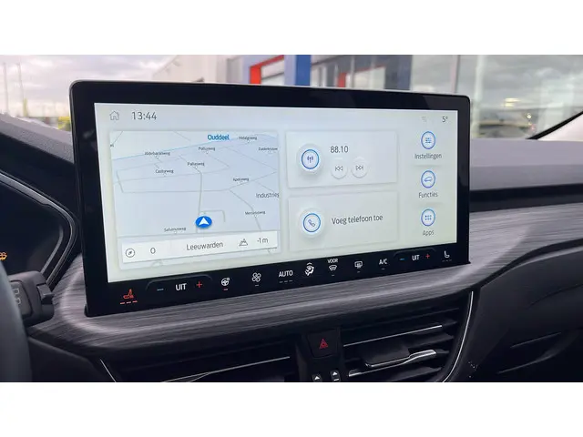 Ford Kuga 2.5 FHEV Active X 2024 Hybride Benzine 36