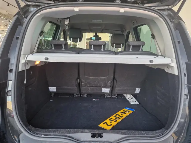 Renault Scénic 2.0 Bose CVT AUTOMAAT 2013 Benzine 9