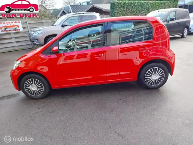 Volkswagen up! 1.0 BMT move up! 2019 Benzine 4