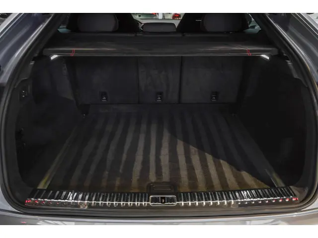 Lamborghini Urus 4.0 V8 2022 Benzine 50