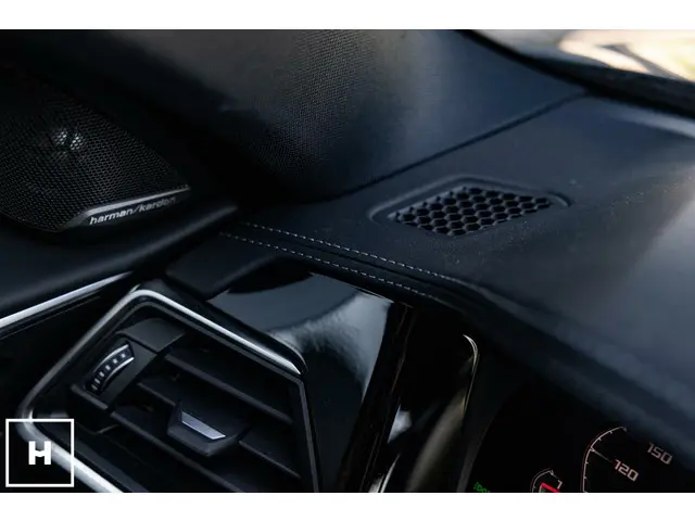 BMW M4 4-serie Coupé xDrive Competition 2021 Benzine 51