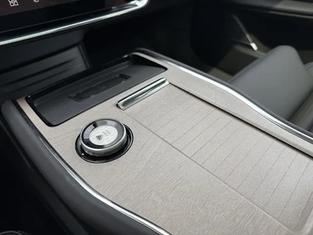 Volvo EX90 Single Motor Plus 7p. 104 kWh 2025 Elektrisch 18
