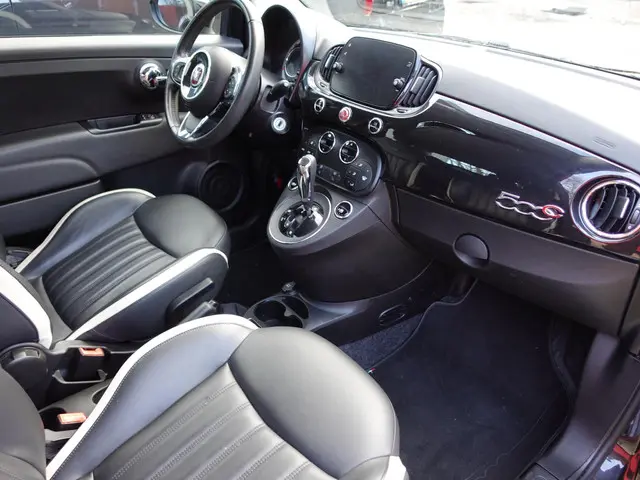 Fiat 500C 1.2 Automaat Lounge 2019 Benzine 31