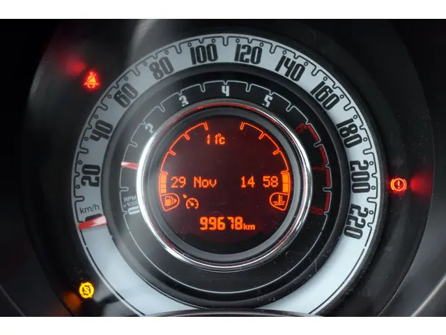 Fiat 500 0.9 TwinAir Turbo Lounge 2017 Benzine 37