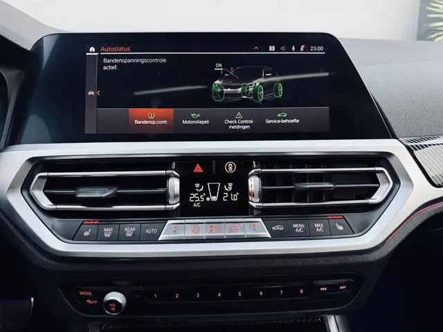 BMW 3 Serie 330e High Executive 2020 Hybride Benzine 17