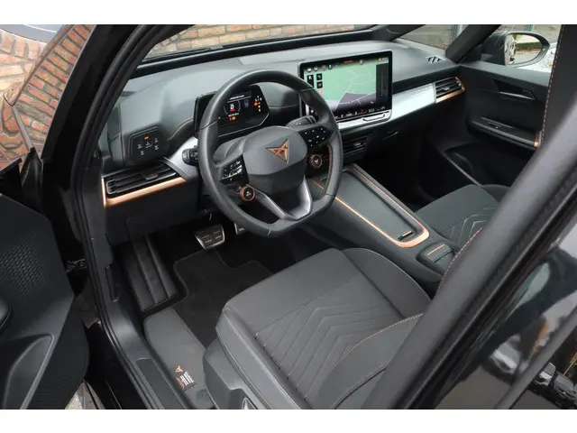 CUPRA Born Performance Limited 82 kWh 2024 Elektrisch 7