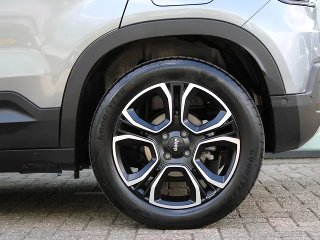 Jeep Avenger 1st Edition 54 kWh 2023 Elektrisch 20