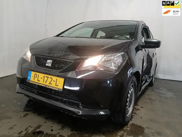 SEAT Mii 1.0 Style Chic SCHADEAUTO!!! 2012 Benzine