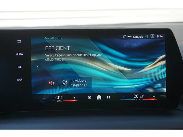 BMW 1 Serie 5-deurs 120 2025 Benzine 21