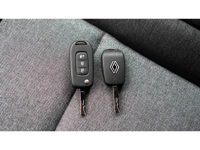 Renault Master T35 2.0 dCi 150 L3H2 Advance 2024 Diesel 12