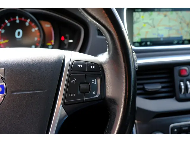 Volvo V40 1.6 T2 Summum Navi|Leder|Clima|LMV 2015 Benzine 24