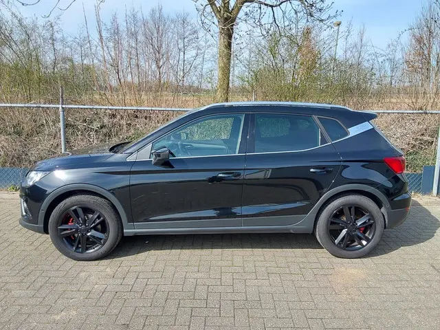 SEAT Arona 1.0 TSI FR Business Intense 2019 Benzine 3