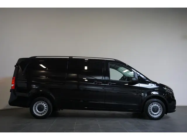 Mercedes-Benz Vito 114 CDI Lang 2024 Diesel 3