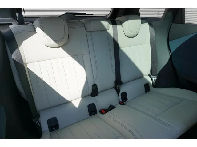 MINI Aceman E 2025 Elektrisch 12