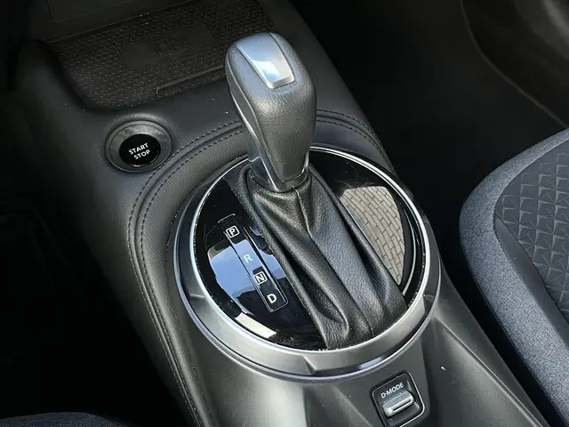 Nissan Juke 1.6 Hybrid N-Design 2024 Hybride Benzine 24