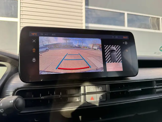 Jeep Avenger 1.2 Altitude 2024 Benzine 17