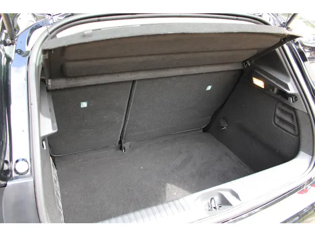 Renault Clio 1.0 TCe 90 Equilibre 2023 Benzine 9