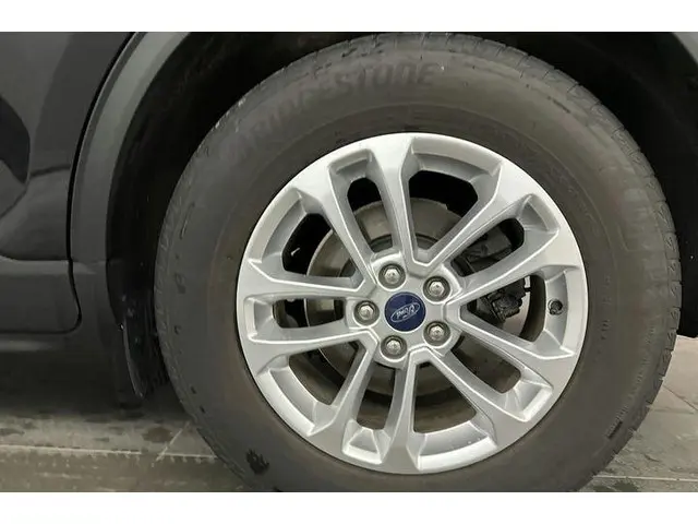 Ford Kuga 2.5 PHEV Titanium 2021 Hybride Benzine 10