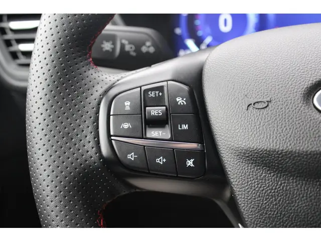 Ford Kuga 2.5 PHEV ST-Line X 2024 Hybride Benzine 23