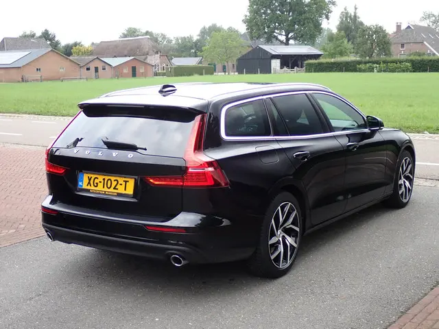 Volvo V60 2.0 T5 inscription 2019 Benzine 5