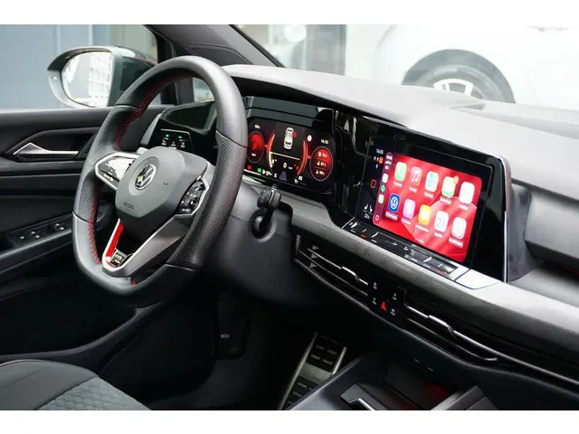 Volkswagen Golf 2.0 TSI GTI Clubsport 2021 Benzine 41