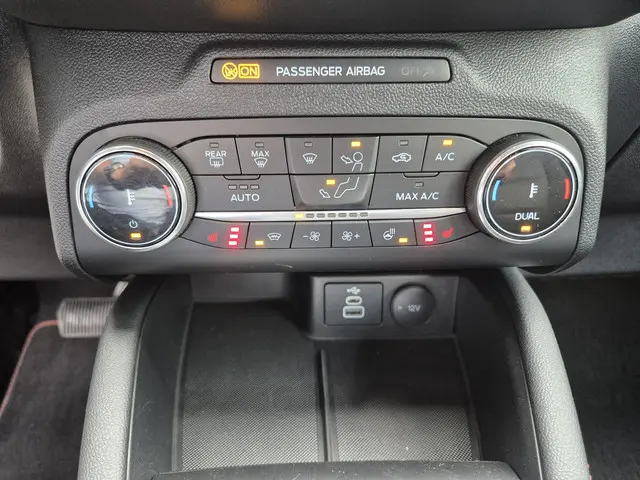 Ford Kuga 2.5 PHEV ST-Line 2024 Hybride Benzine 58