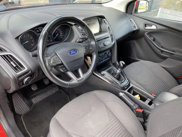 Ford Focus Wagon 1.0 Titanium 2016 Benzine 13