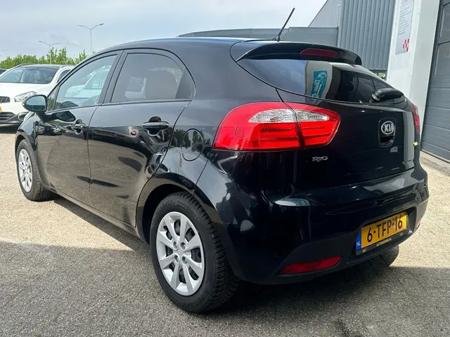 Kia Rio 1.2 CVVT Plus Pack 2014 Benzine 6