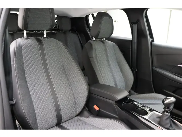 Peugeot 208 1.2 PureTech 100 Allure 2024 Benzine 14