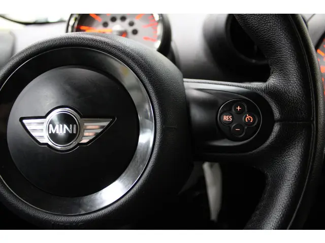 MINI Paceman Mini 1.6 Cooper Pepper 2013 Benzine 13