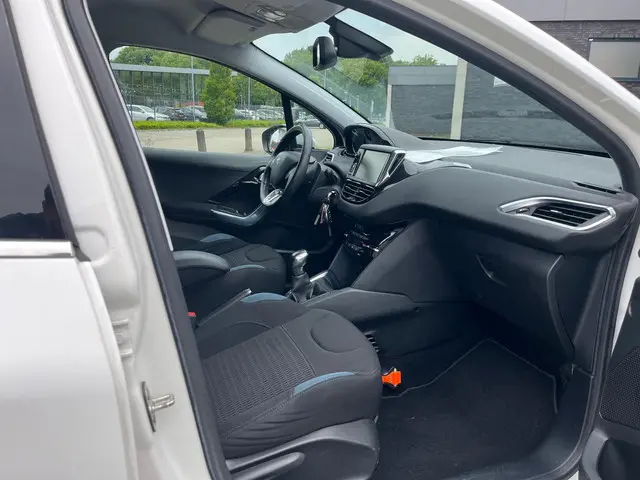 Peugeot 208 3