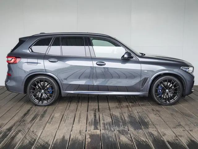 BMW X5 xDrive45e 2020 Hybride Benzine 4
