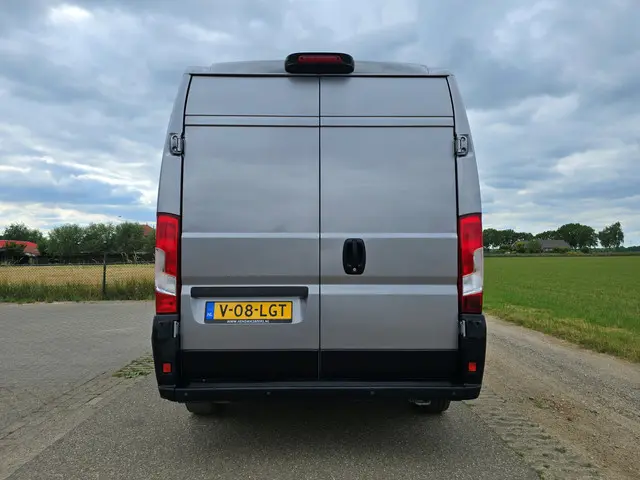 Peugeot Boxer 2.2 BlueHDi L2 H2 2022 Diesel 5