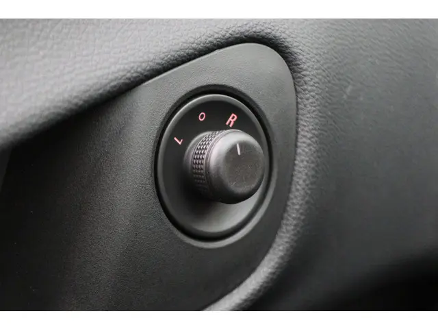 Opel Meriva 1.4 Turbo Blitz 2017 Benzine 29