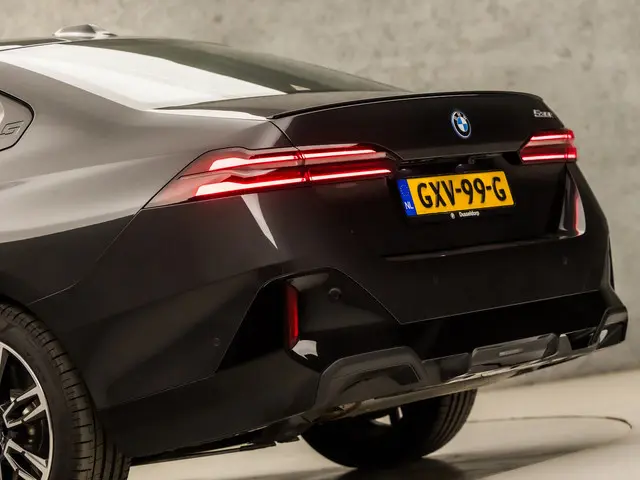 BMW 5 Serie 530e M Sport 2025 Hybride Benzine 11