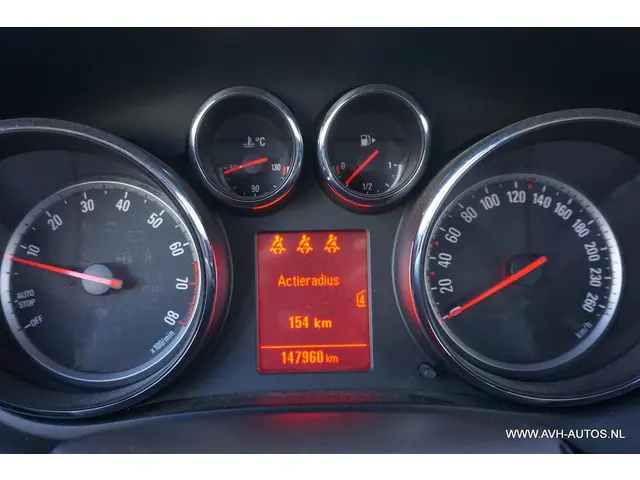 Opel Zafira Tourer 1.4 Edition 2013 Benzine 14