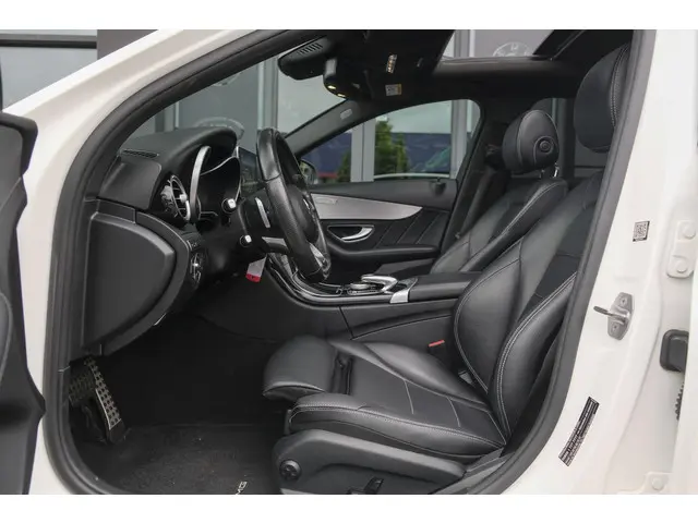 Mercedes-Benz C-Klasse C200 AMG 184pk 2017 Benzine 10