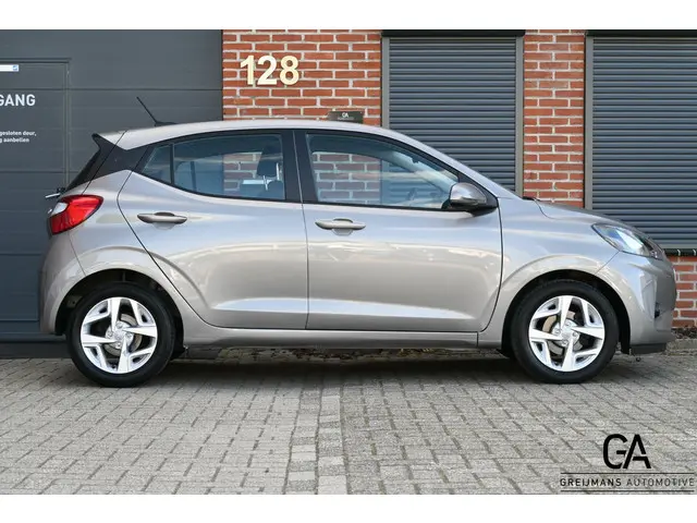 Hyundai i10 1.0 Comfort Smart 5-zits 2022 Benzine 9