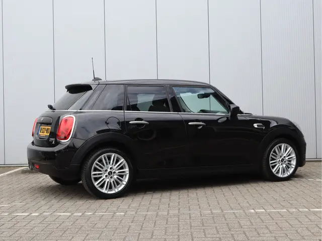 MINI Cooper 1.5 Salt 2021 Benzine 5