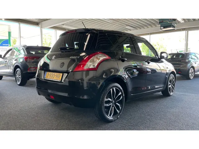 Suzuki Swift 1.2 Business Edition EASSS 2017 Benzine 8