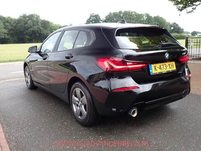 BMW 1 Serie 118i 2021 Benzine 5