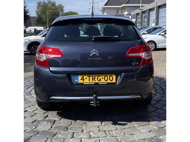 Citroën C4 1.2 PureTech Exclusive 2014 Benzine 23