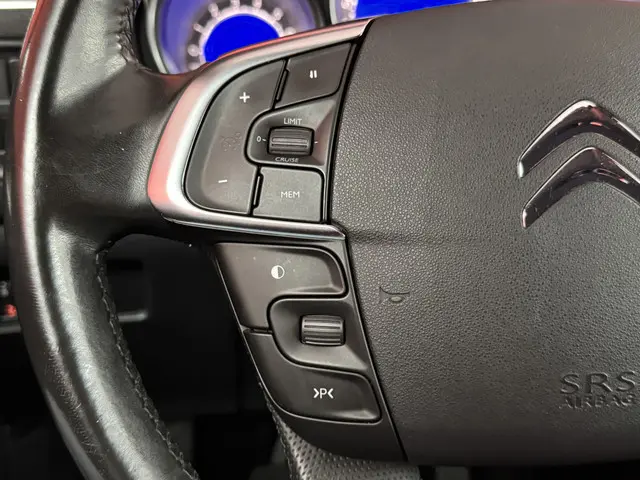 Citroën C4 1.2 PureTech Exclusive 2014 Benzine 30