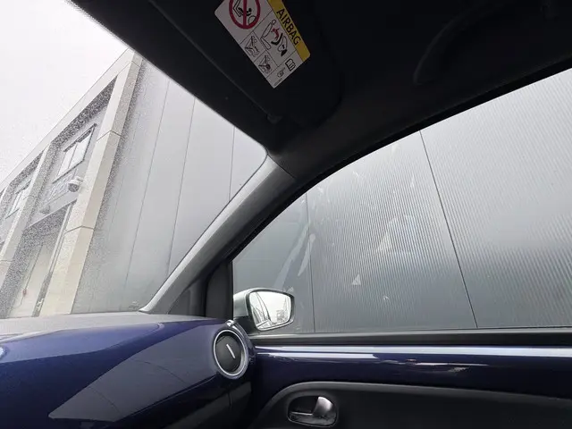 Volkswagen up! Club |5-deurs|NAVI|CRUISE|15” LM| 2015 Benzine 24