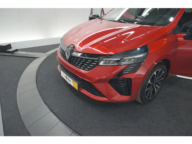 Renault Clio TCe 90 GPF techno 2024 Benzine 14